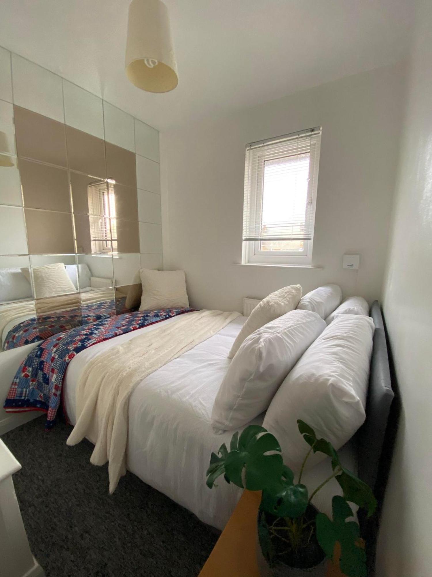 Rose Cottage Райд Екстериор снимка