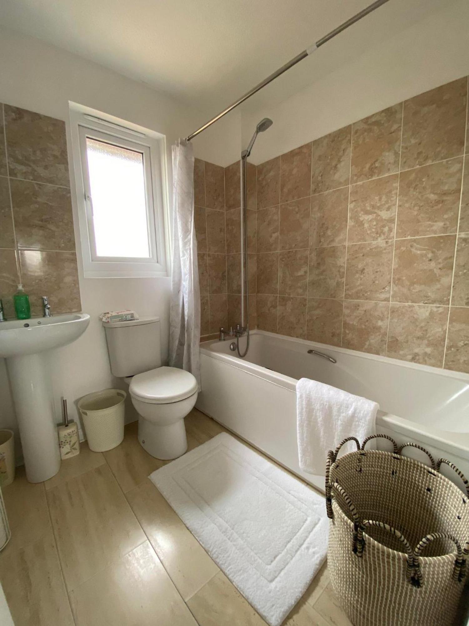 Rose Cottage Райд Екстериор снимка